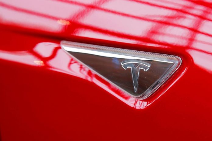 Tesla logo