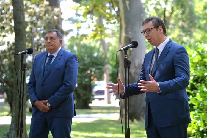 DODOIK I VUCIC