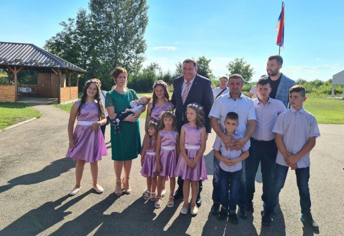 Dodik kumstvo Gradiska 3