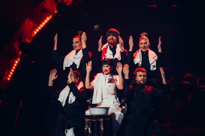 Konstrakta polufinale
