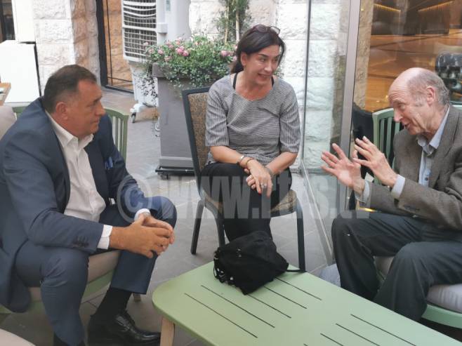 Dodik se sastao sa Grajfom