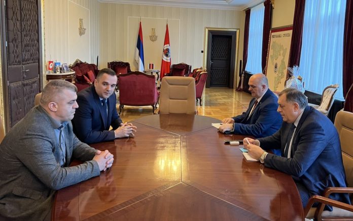 Dodik rukovodstvo SNSD Teslic