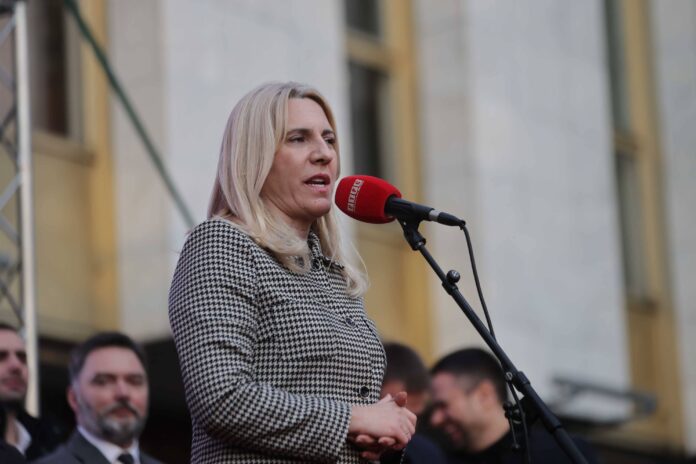 Miting podrske institucijama Srpske Cvijanovic