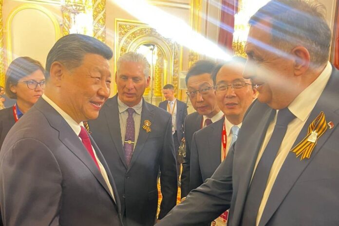 Dodik Si Djinping 4