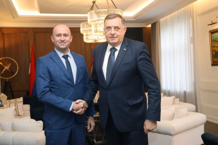 Dodik sa Zečevićem