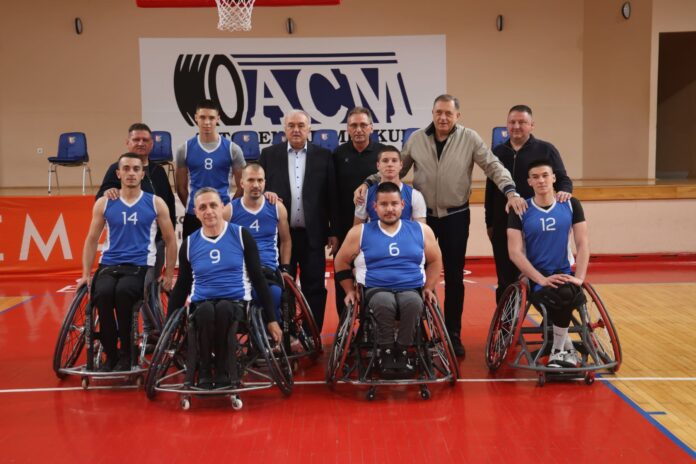 Kosarka u kolicima 8