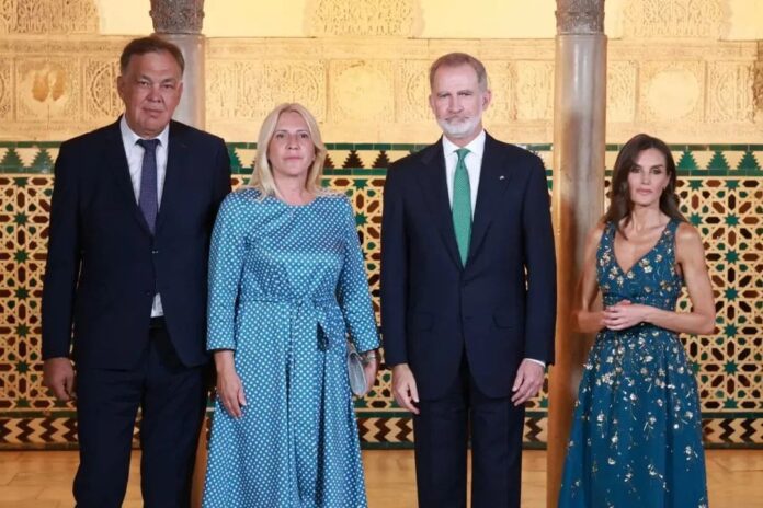 Cvijanović kralj Felipe i kraljica Leticija 1