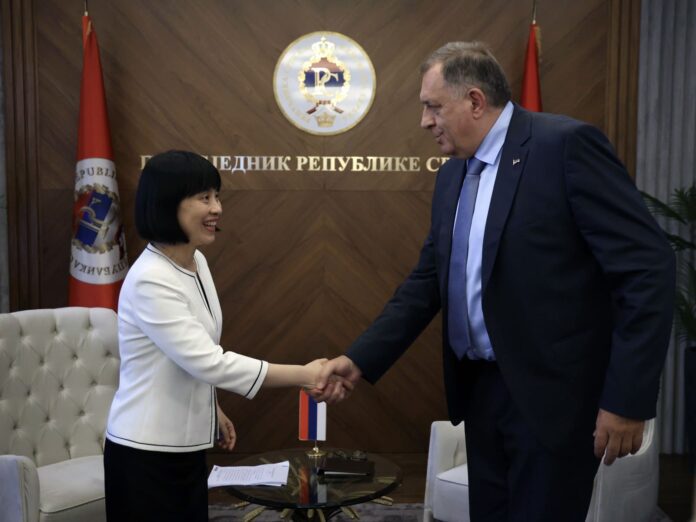 Li Fan Dodik 2