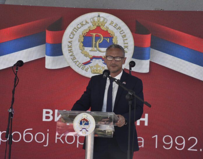Služen parastos i položeni vijenci na spomen-obilježje povodom 33 godine od vojne operacije Koridor 92 Ostojic