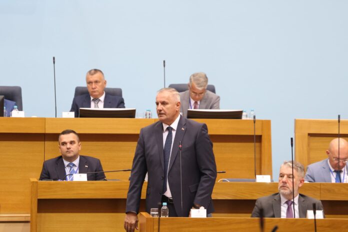 Radovan Viskovic sjednica Skupstina j1