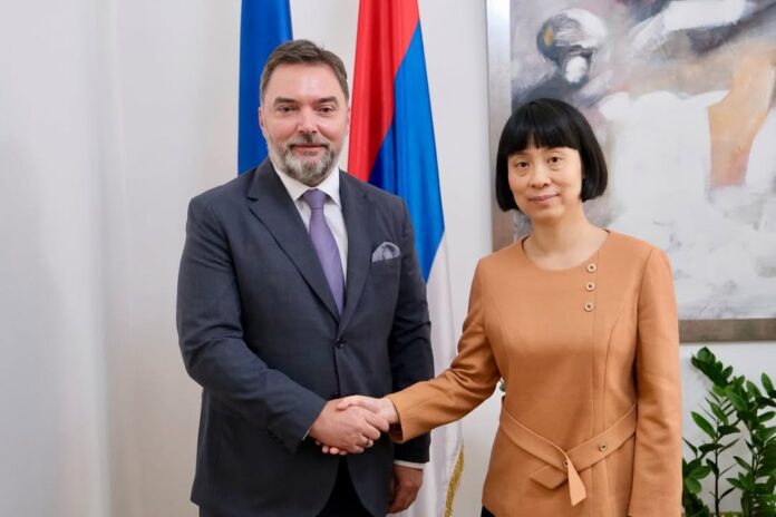 Kosarac Li Fan